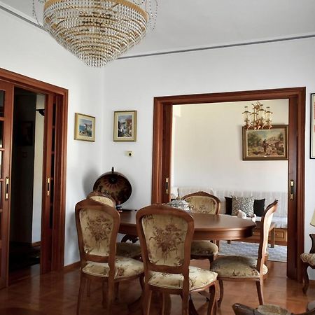 Κεντρικό Και Ευρύχωρο Οροφοδιαμέρισμα Kastoria Eksteriør billede