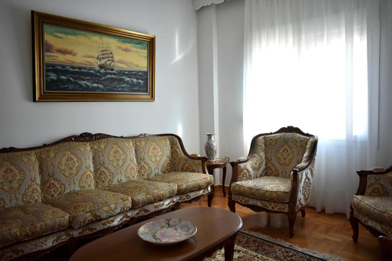 Κεντρικό Και Ευρύχωρο Οροφοδιαμέρισμα Kastoria Eksteriør billede